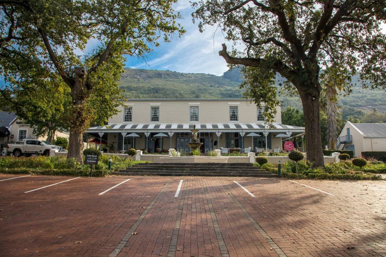 Hotel Pontac Manor Hotel & Restaurant